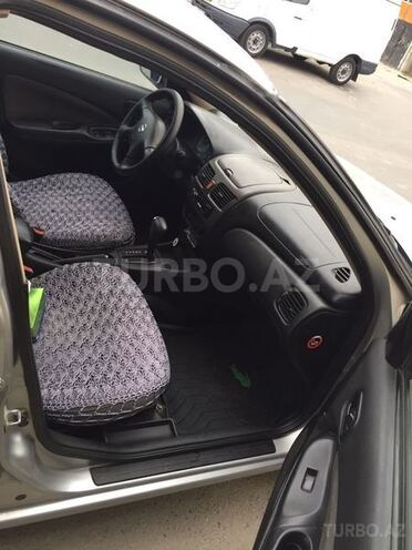 Nissan Sunny 2004, 229,000 km - 1.6 l - Bakı