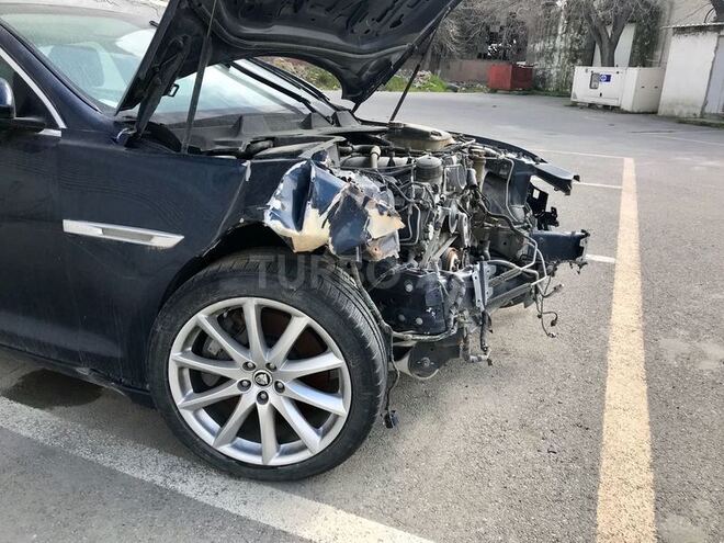 Jaguar  2010, 45,000 km - 5.0 l - Bakı