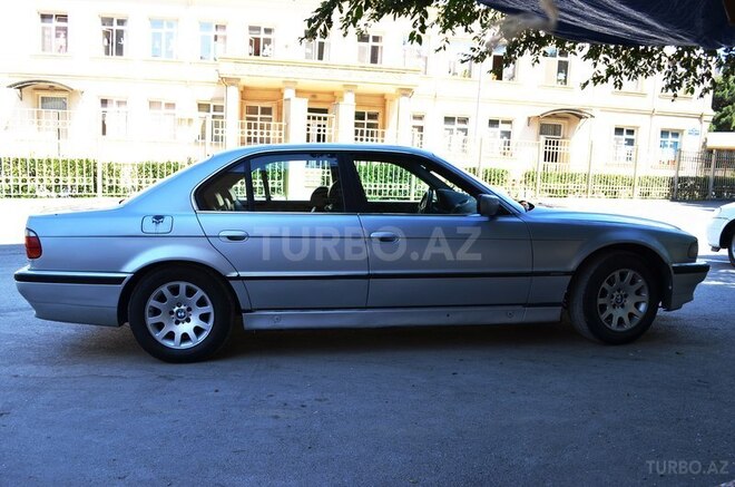 BMW 728 1999, 300,000 km - 2.8 l - Bakı