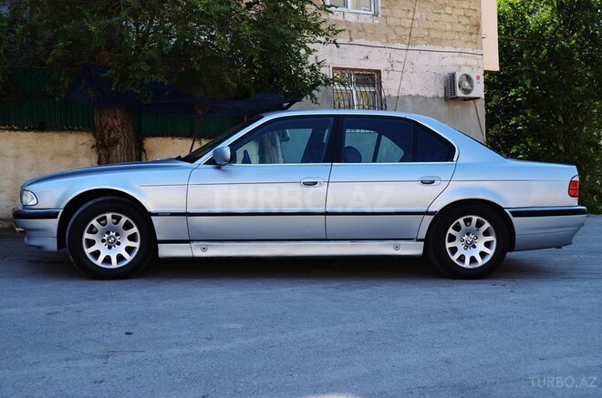 BMW 728 1999, 300,000 km - 2.8 l - Bakı