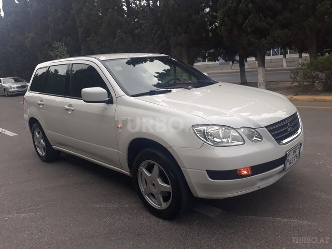 Mitsubishi Airtrek 2001, 178,000 km - 2.0 л - Sumqayıt