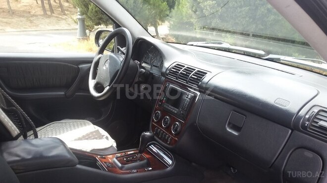 Mercedes ML 320 2002, 214,000 km - 3.2 l - Bakı