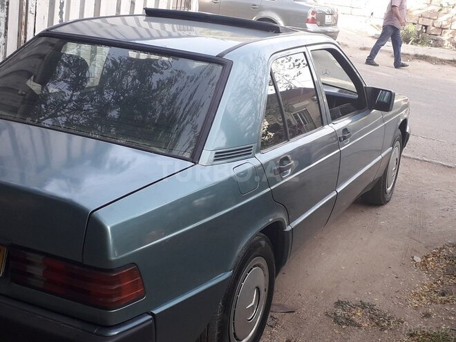 Mercedes 190 1993, 296,000 km - 1.8 л - Sumqayıt
