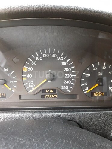 Mercedes C 240 1998, 290,000 km - 2.4 l - Bakı