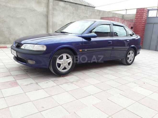 Opel Vectra 1996, 300,000 km - 2.0 l - Bakı