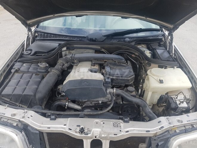 Mercedes C 230 1997, 179,000 km - 2.3 l - Bakı