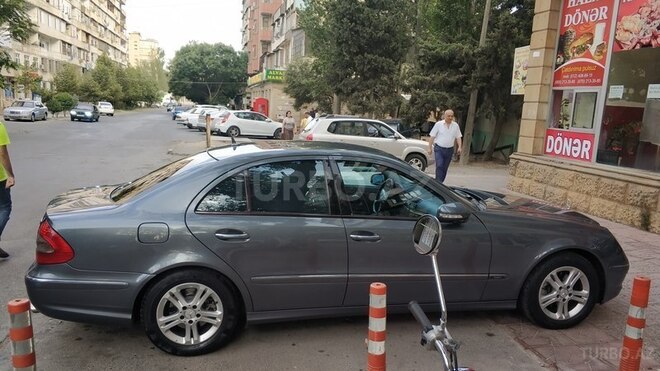 Mercedes E 220 2007, 240,000 km - 2.2 л - Bakı