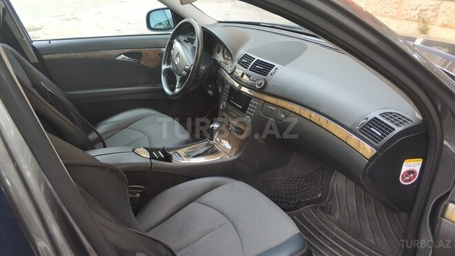 Mercedes E 220 2007, 240,000 km - 2.2 л - Bakı