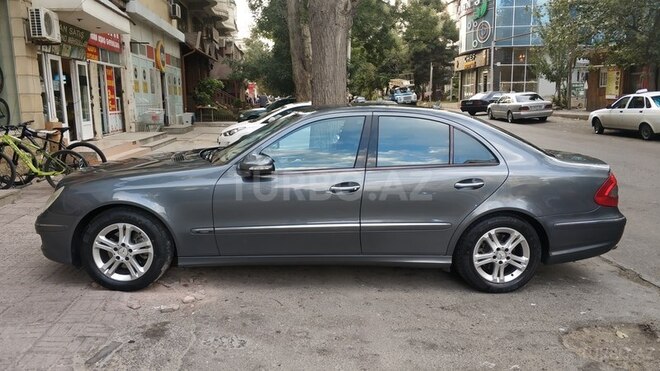 Mercedes E 220 2007, 240,000 km - 2.2 л - Bakı