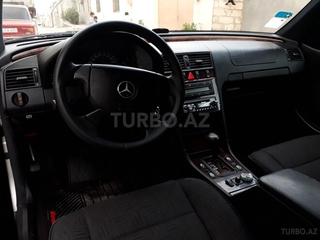 Mercedes C 240 1999, 165,750 km - 2.4 l - Gəncə