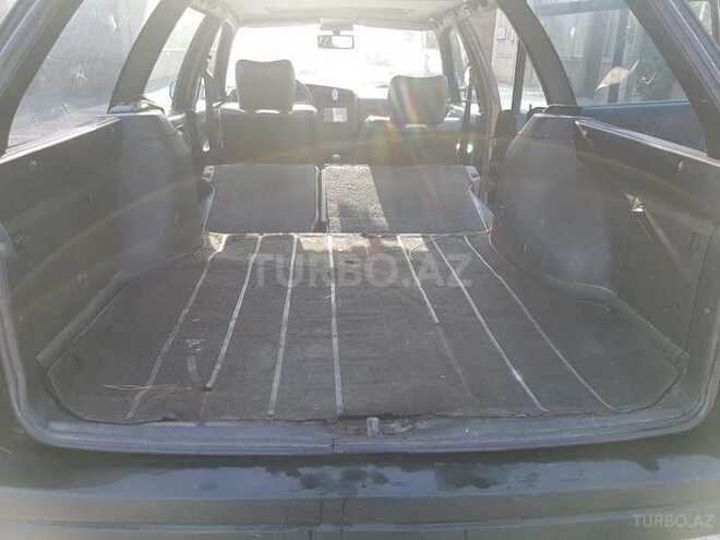 Volkswagen Passat 1993, 175,000 km - 2.0 l - Bakı