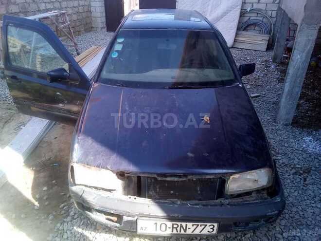 Volkswagen Vento 1993, 200,000 km - 1.8 l - Bakı