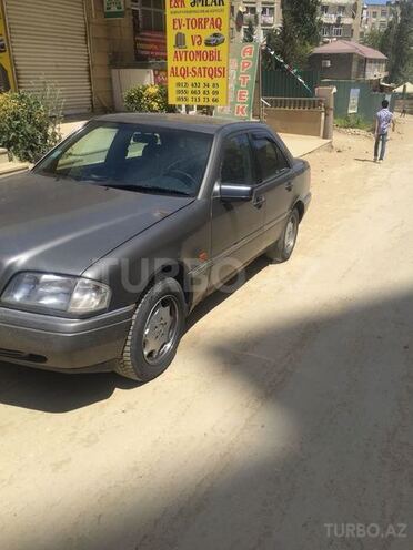 Mercedes C 220 1994, 280,000 km - 2.2 l - Bakı