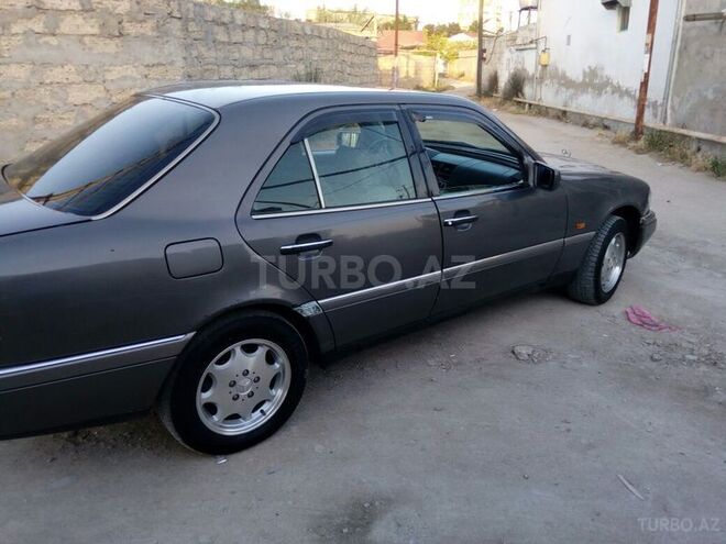Mercedes C 220 1994, 280,000 km - 2.2 l - Bakı