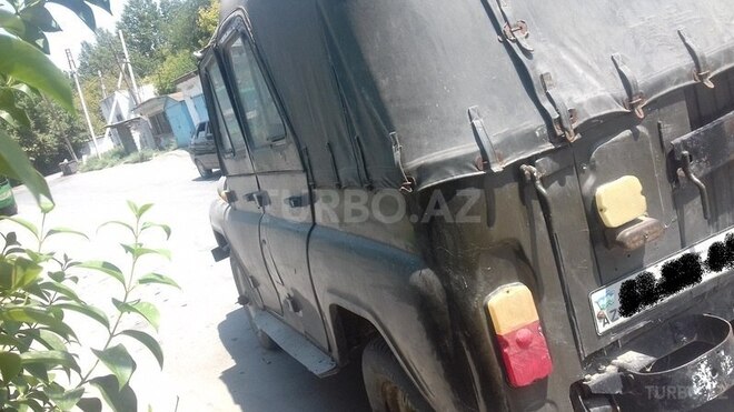 UAZ 469 1979, 250,000 km - 2.4 l - Mingəçevir