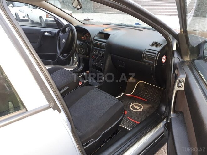 Opel Astra 2000, 222,000 km - 1.6 l - Şəki
