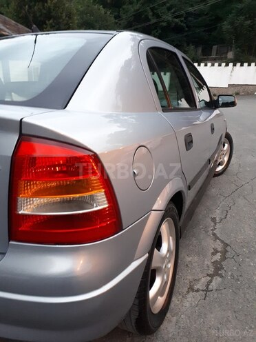Opel Astra 2000, 222,000 km - 1.6 l - Şəki