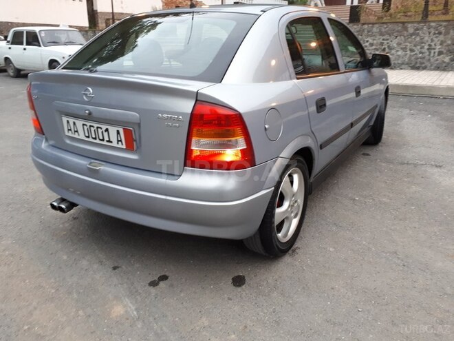 Opel Astra 2000, 222,000 km - 1.6 l - Şəki