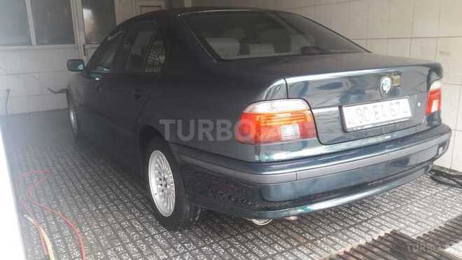 BMW 528 1998, 300,000 km - 2.8 l - Bakı