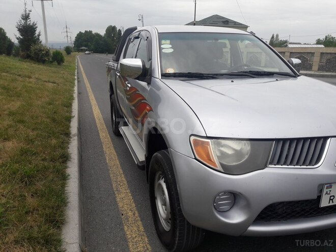 Mitsubishi L200 2008, 223,000 km - 2.5 l - Qəbələ