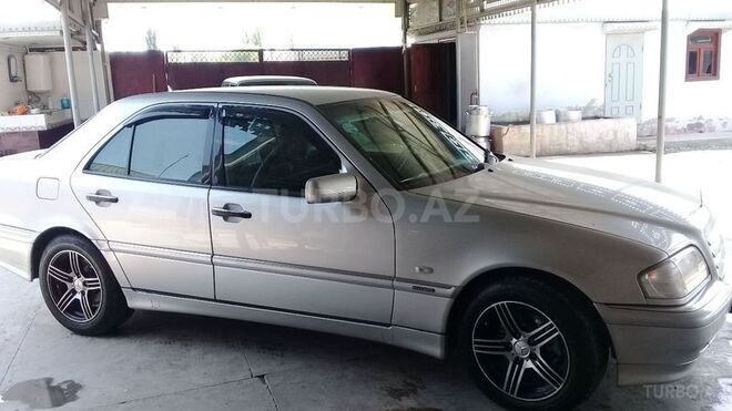 Mercedes C 240 1998, 274,000 km - 2.4 л - Saatlı