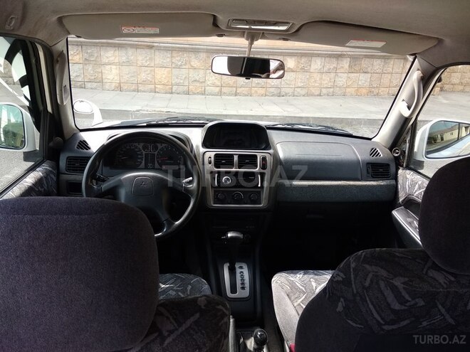Mitsubishi Pajero io 1999, 260,000 km - 1.8 л - Bakı