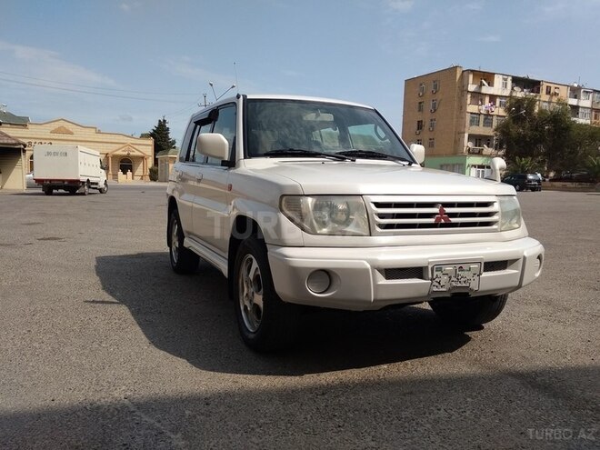 Mitsubishi Pajero io 1999, 260,000 km - 1.8 л - Bakı