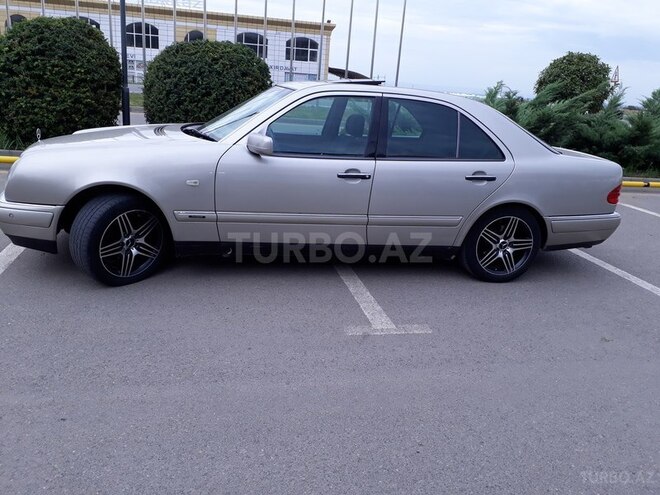 Mercedes E 240 1998, 240,000 km - 2.4 l - Şəmkir