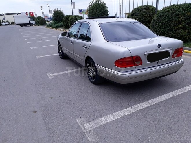 Mercedes E 240 1998, 240,000 km - 2.4 l - Şəmkir