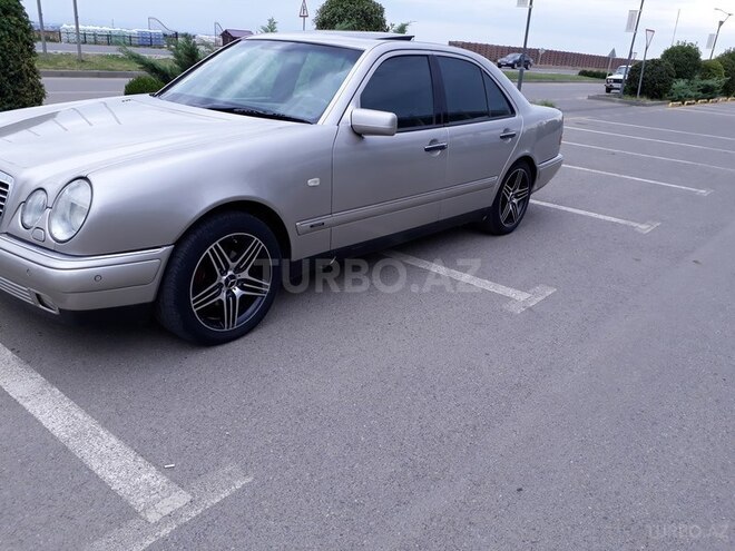 Mercedes E 240 1998, 240,000 km - 2.4 l - Şəmkir