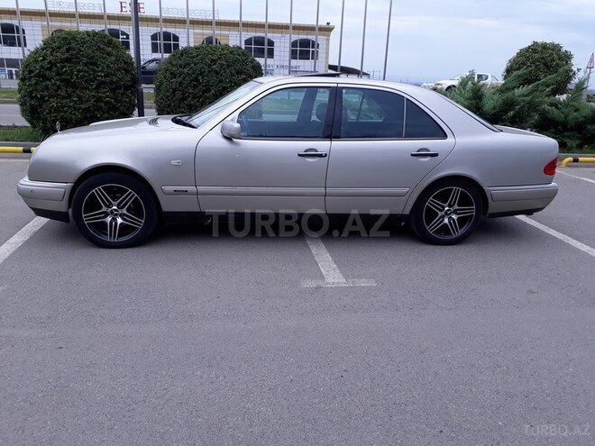 Mercedes E 240 1998, 240,000 km - 2.4 l - Şəmkir