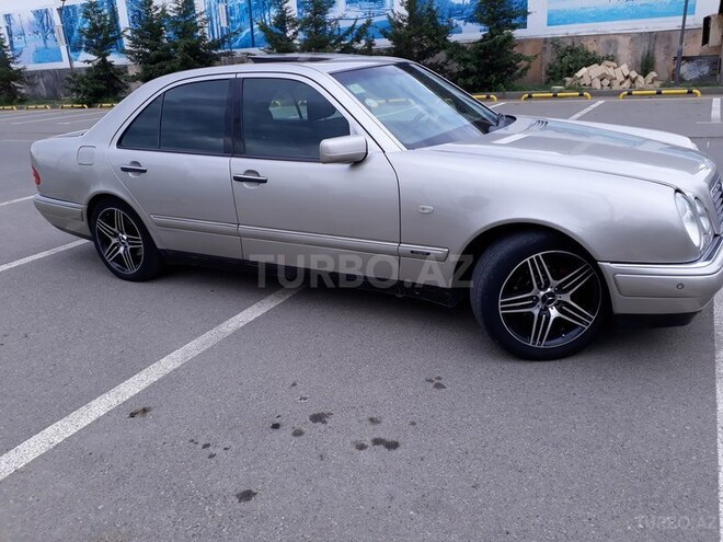 Mercedes E 240 1998, 240,000 km - 2.4 l - Şəmkir