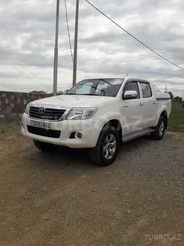 Toyota Hilux 2013, 127,001 km - 2.5 l - Bakı