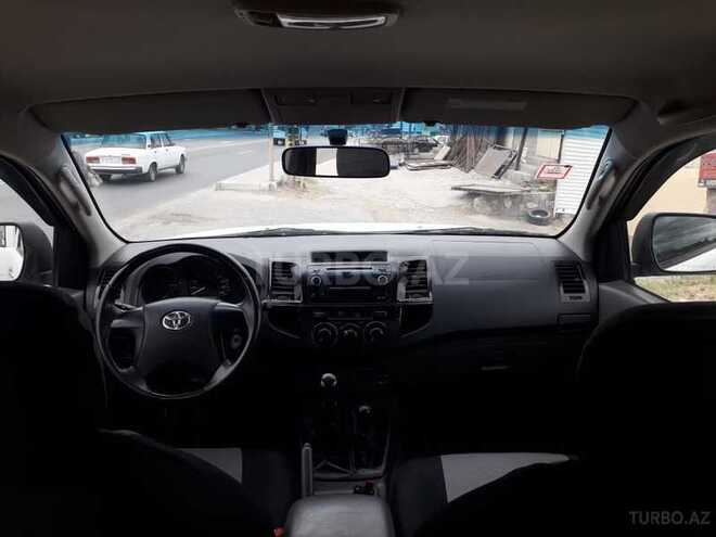 Toyota Hilux 2013, 127,001 km - 2.5 l - Bakı