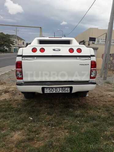 Toyota Hilux 2013, 127,001 km - 2.5 l - Bakı