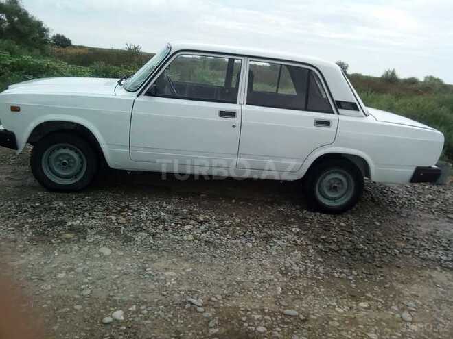 LADA (VAZ) 2107 2002, 150,000 km - 1.6 л - Şabran