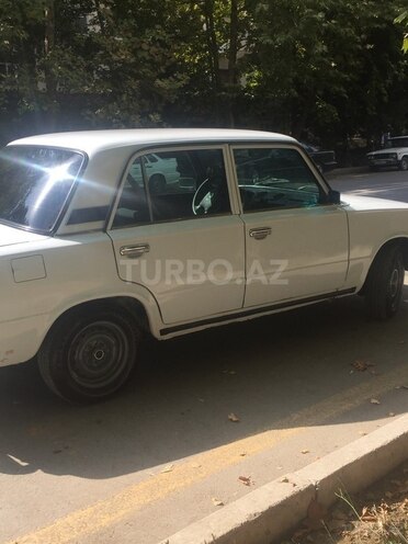 LADA (VAZ) 21011 1979, 400,000 km - 1.6 l - Yevlax