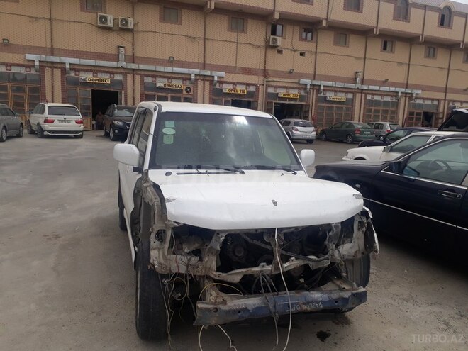Mitsubishi Pajero io 2000, 180,000 km - 1.8 l - Bakı