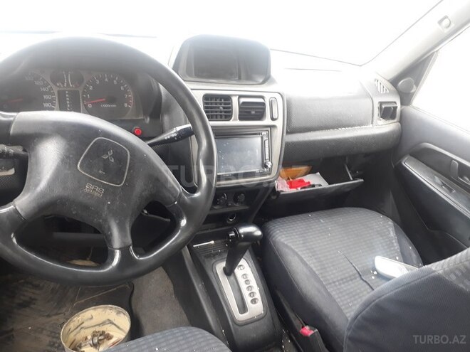 Mitsubishi Pajero io 2000, 180,000 km - 1.8 l - Bakı