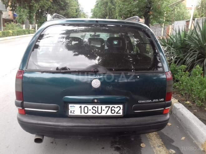 Opel Omega 1995, 400,000 km - 2.5 l - Zaqatala