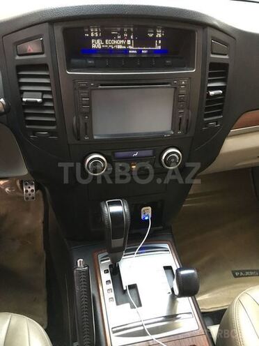 Mitsubishi Pajero 2008, 152,000 km - 3.0 l - Bakı