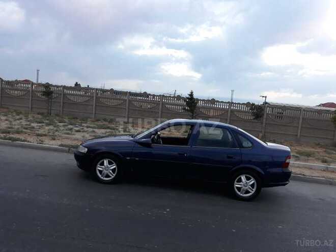 Opel Vectra 1996, 412,000 km - 1.8 л - Sumqayıt