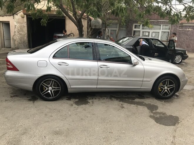 Mercedes C 200 2001, 131,700 km - 2.0 l - Sumqayıt