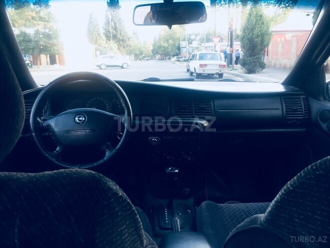Opel Vectra 1997, 160,000 km - 1.8 л - Gəncə