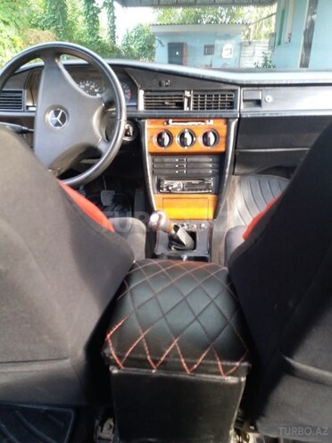 Mercedes 190 1991, 108,000 km - 2.0 l - Bərdə