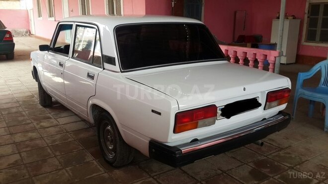 LADA (VAZ) 2107 2003, 108,000 km - 1.6 l - Salyan