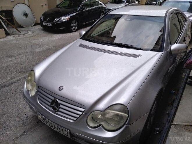Mercedes C 200 2001, 233,000 km - 2.0 l - Bakı