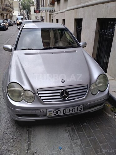Mercedes C 200 2001, 233,000 km - 2.0 l - Bakı