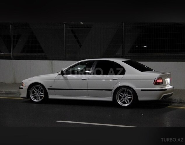 BMW 525 2001, 260,000 km - 2.5 l - Bakı