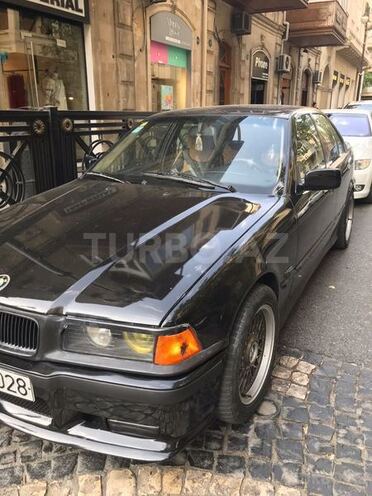 BMW 320 1995, 242,000 km - 2.5 l - Bakı